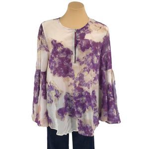 Pyramid Collection Top Size Medium Bell Sleeve Purple White